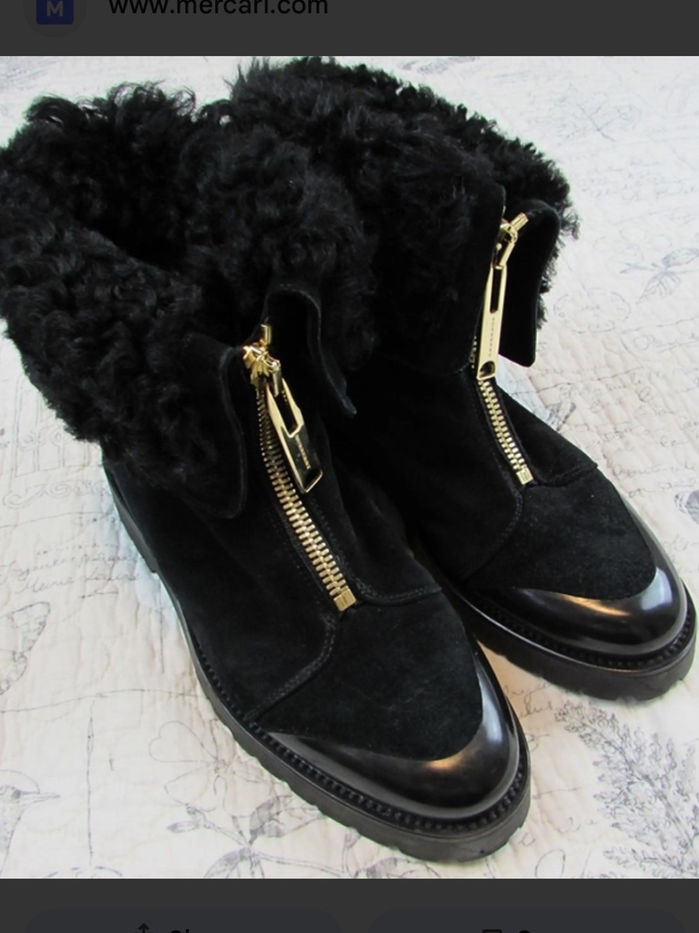 Burberry 8 Black Suede Faux Fur Trim Ankle Boots with Gold Zipper read